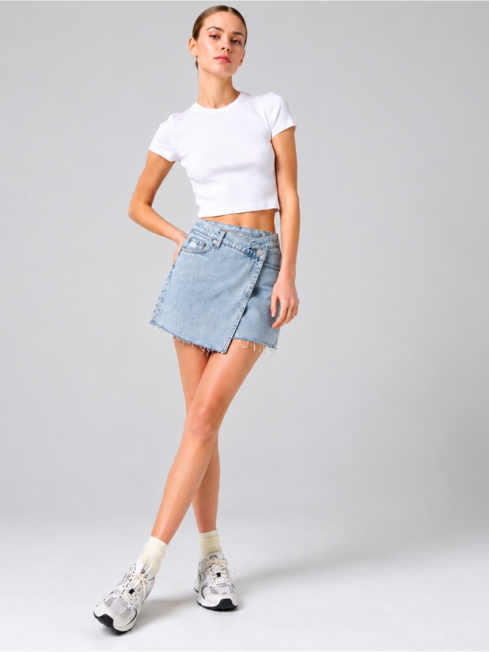 [BLANKNYC] Tea Break Cross Over Wrap Denim Mini Skirt | Size 26